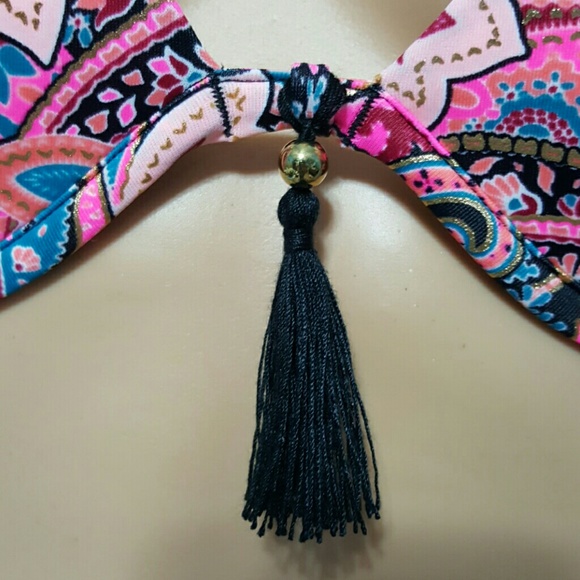 Shade & Shore bathing suit top - Picture 2 of 6